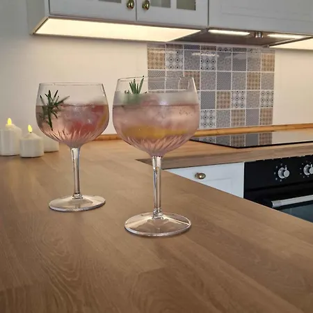 Ferienhaus Bright Cozy In Hals